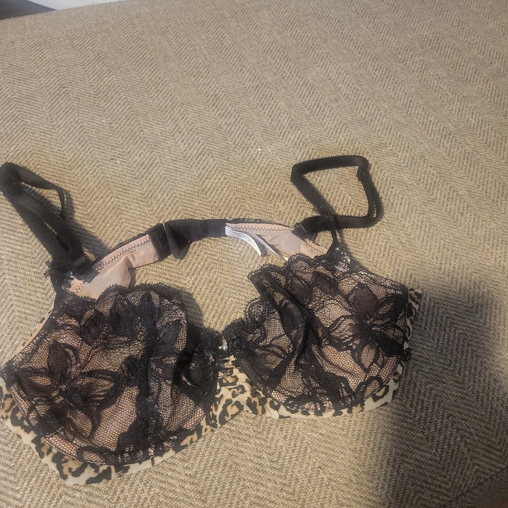 Victoria Secret Unlined Demi Bra 34B Underwire Floral Lace Bow Animal Print BLK